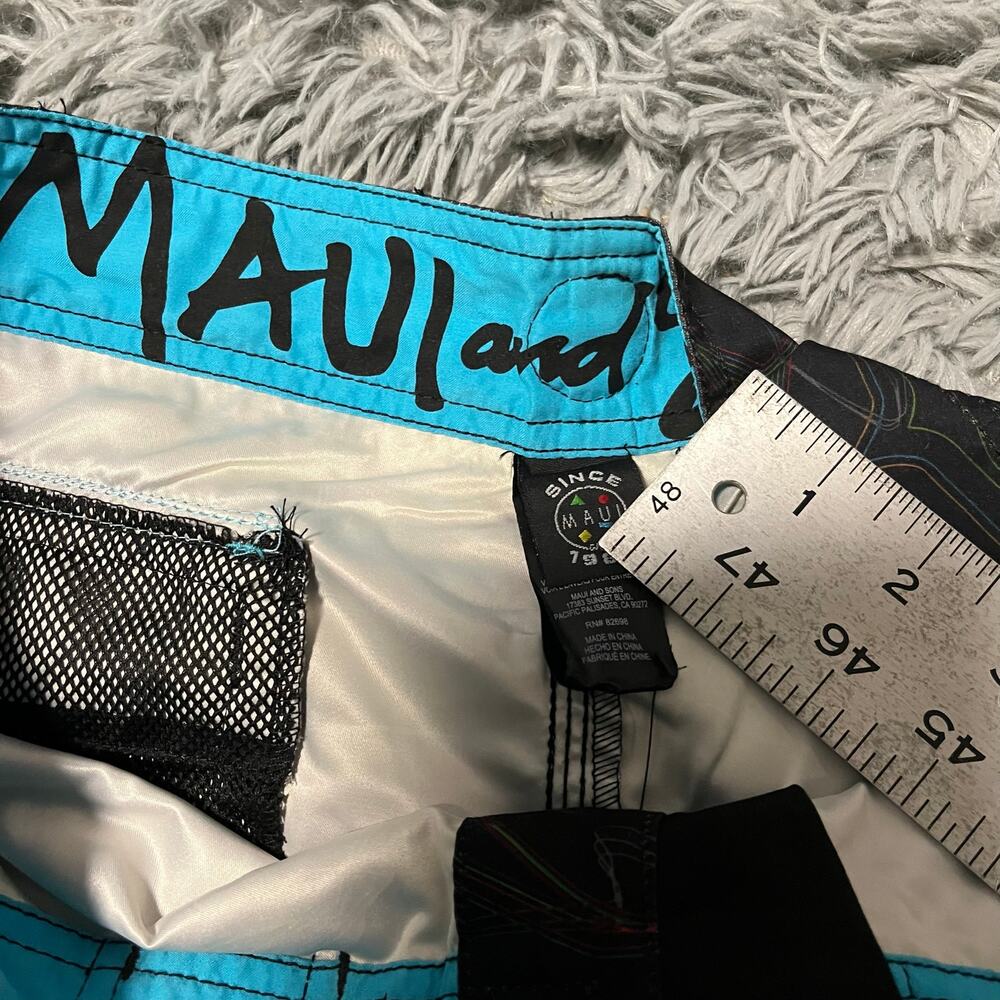 New with Tags Maui and Sons Shark Board Shorts Swim Retro Men’s 34 - Picture 7 of 11